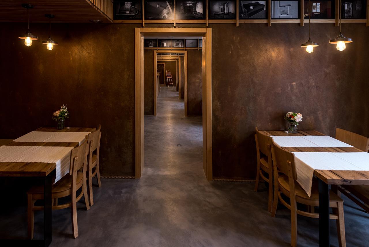 Fidelitas Hotel Sfântu-Gheorghe 外观 照片