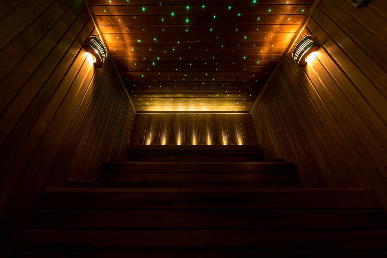 Fidelitas Hotel Sfântu-Gheorghe 外观 照片
